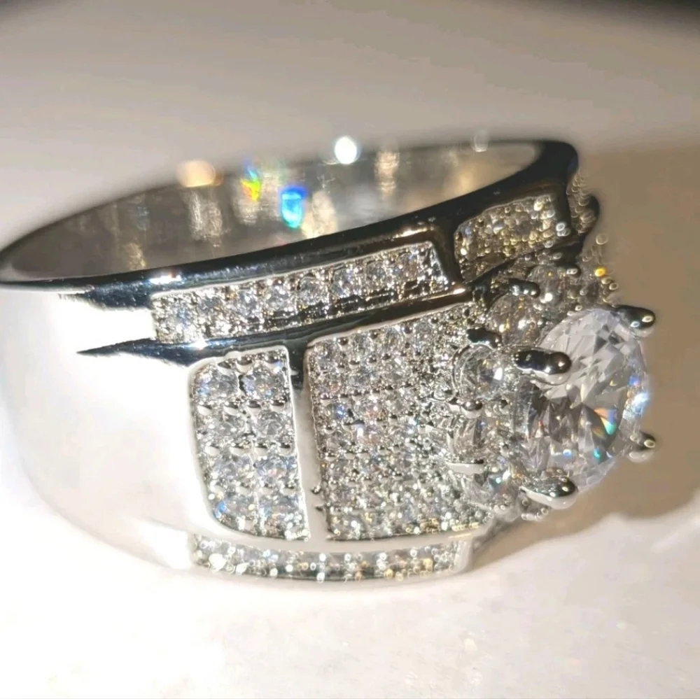 Elegant Men's 4 Ct Lab Created Diamond Blinged Out 925 Silver Wedding Band